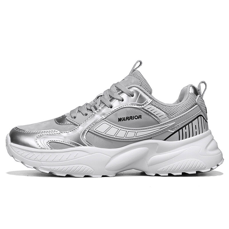 Кроссовки мужские толстые низкие черный Warrior
Кроссовки мужские толстые низкие черный Warrior