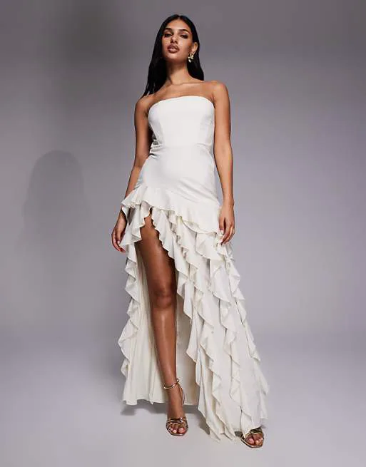 Платье макси без бретелек с оборками Oh Polly Diletta цвета слоновой кости
Платье макси без бретелек с оборками Oh Polly Diletta цвета слоновой кости