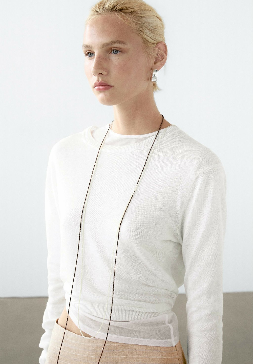 Джемпер CREW NECK Massimo Dutti, белый 
Джемпер CREW NECK Massimo Dutti, белый