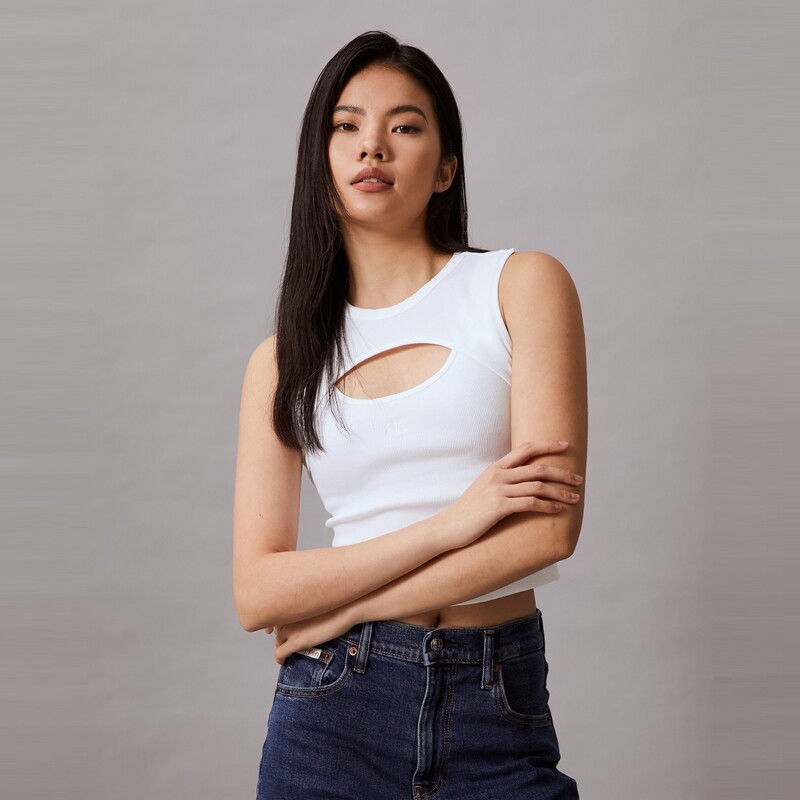 Футболка женская Calvin Klein Jeans, белый
Футболка женская Calvin Klein Jeans, белый