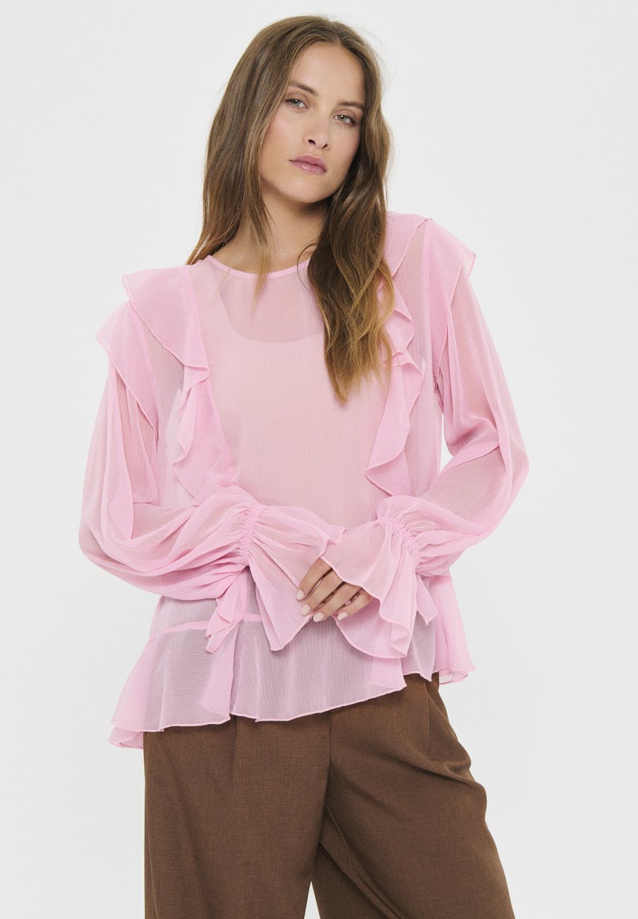 Блуза Saint Tropez LABELLE, Pink Nectar/Pink
Блуза Saint Tropez LABELLE, Pink Nectar/Pink