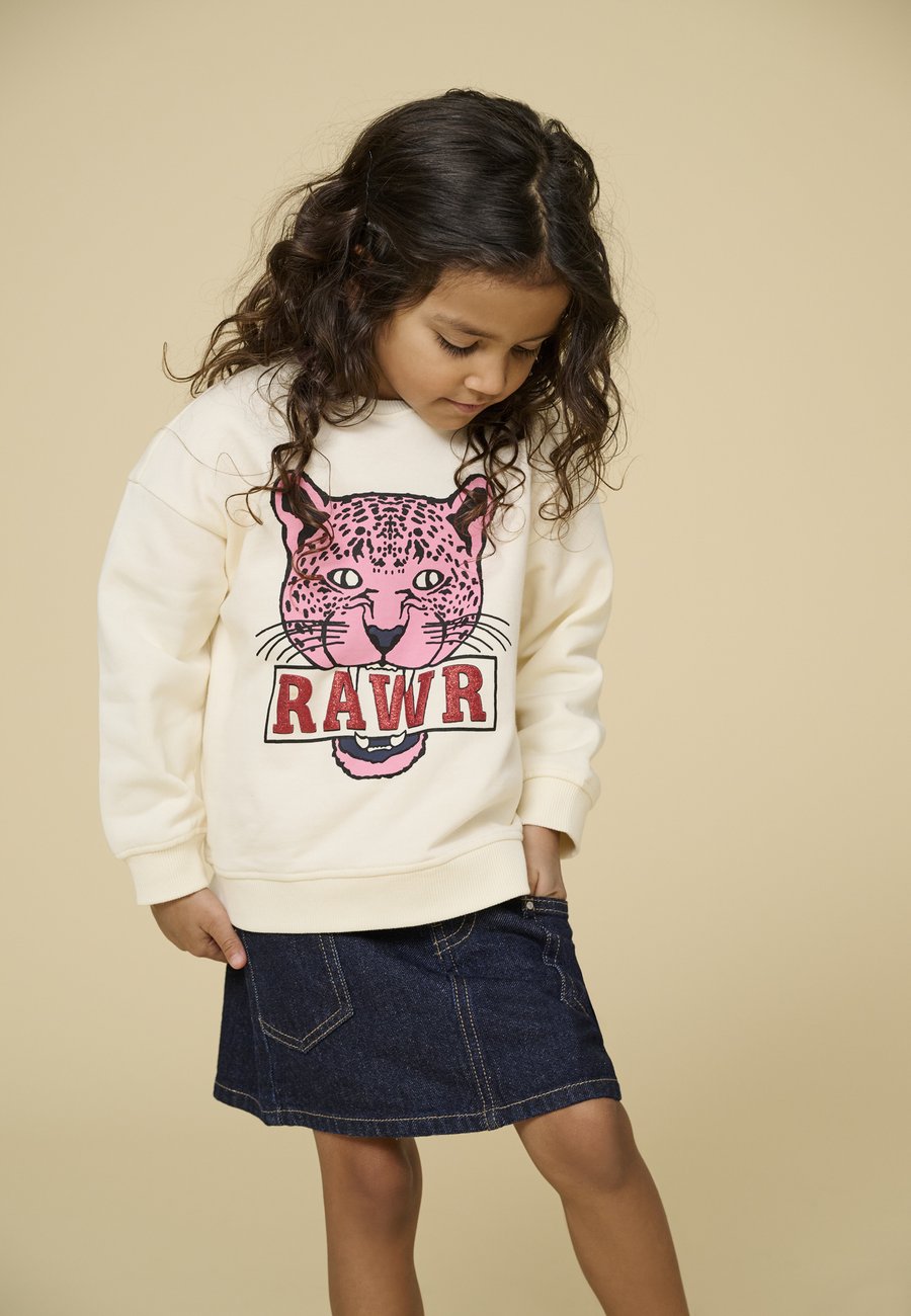 Толстовка ONLY MINI KMGLEOPAULA LIFE LOOSE, Tofu/Off-White
Толстовка ONLY MINI KMGLEOPAULA LIFE LOOSE, Tofu/Off-White