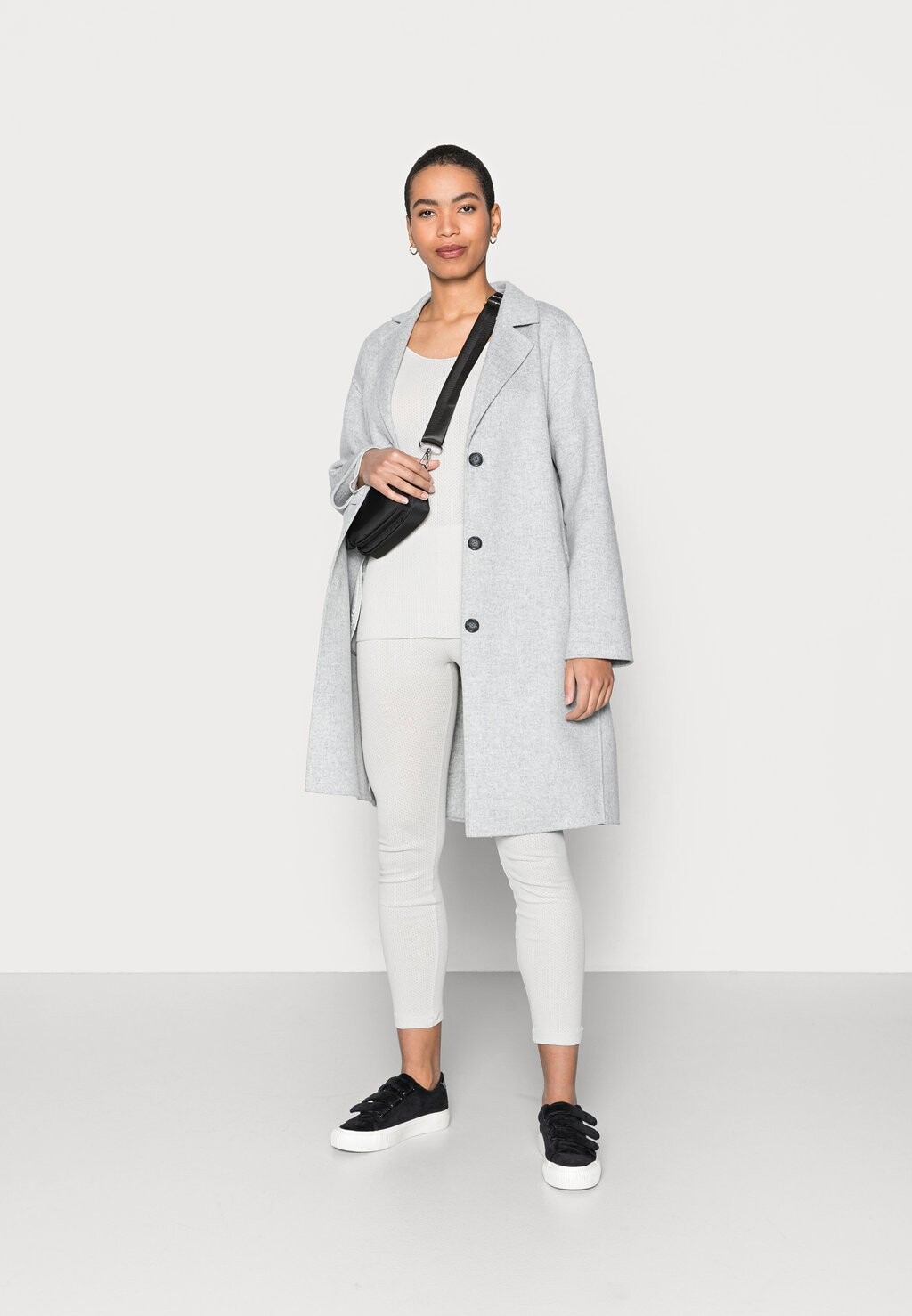 Топ с длинными рукавами CELIA GAI+LISVA, серый
Топ с длинными рукавами CELIA GAI+LISVA, серый