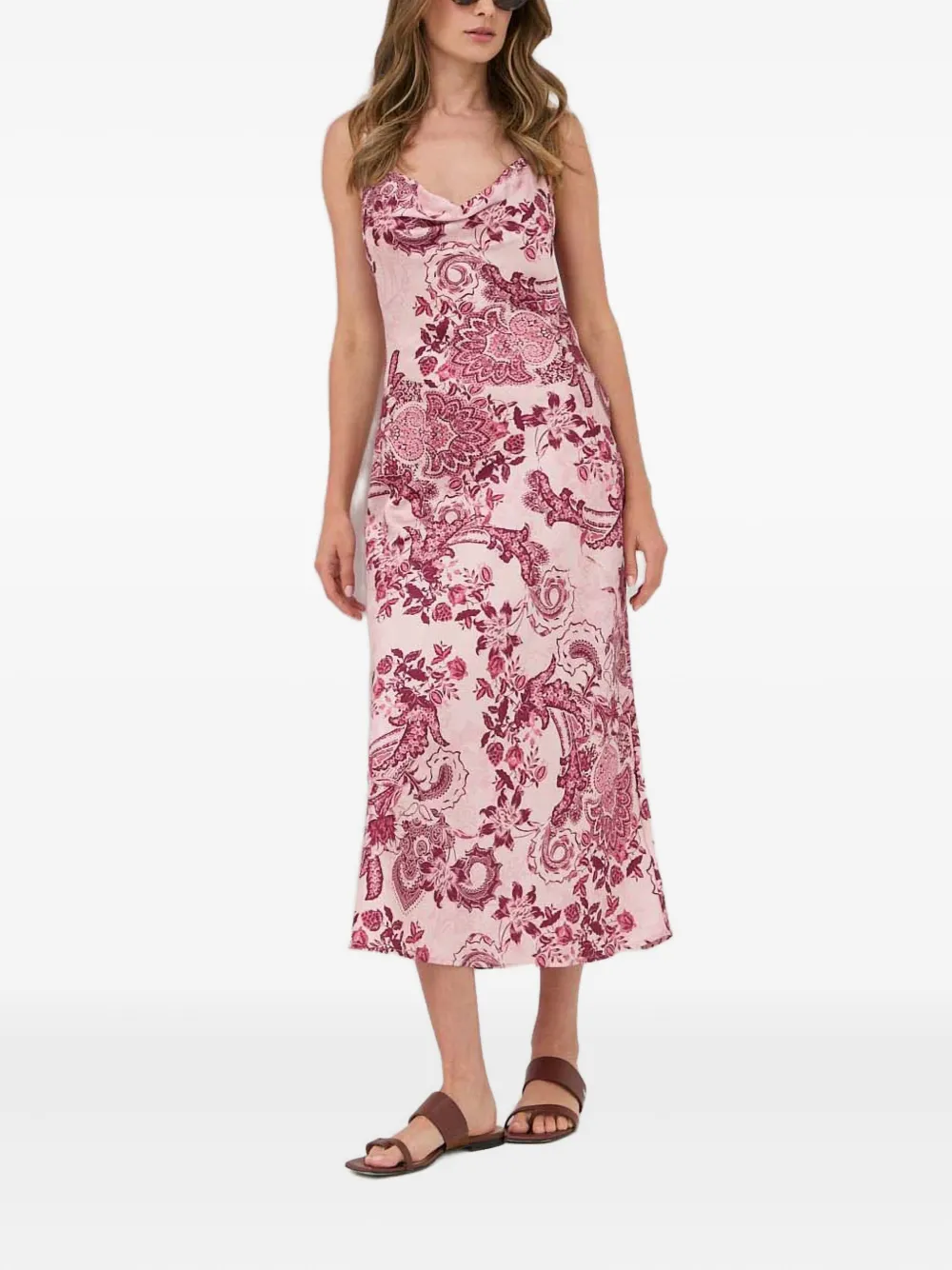 Платье с воротником-хомутом и цветочным принтом Guess Usa, розовый
Платье с воротником-хомутом и цветочным принтом Guess Usa, розовый