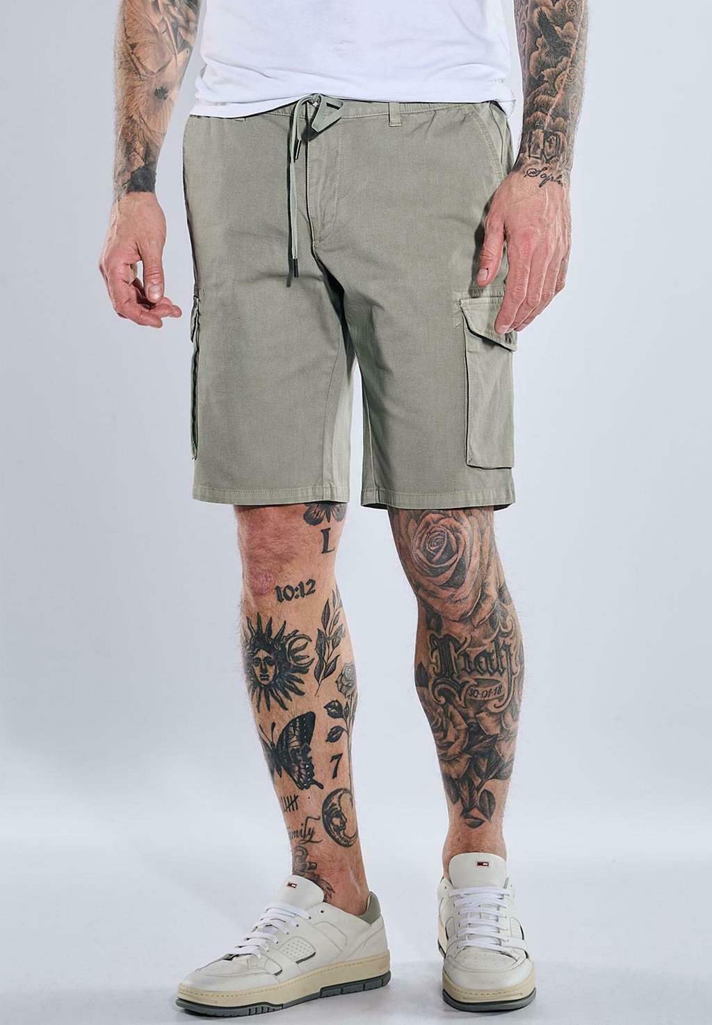 Шорты Emilio Adani, хаки
Шорты Emilio Adani, хаки