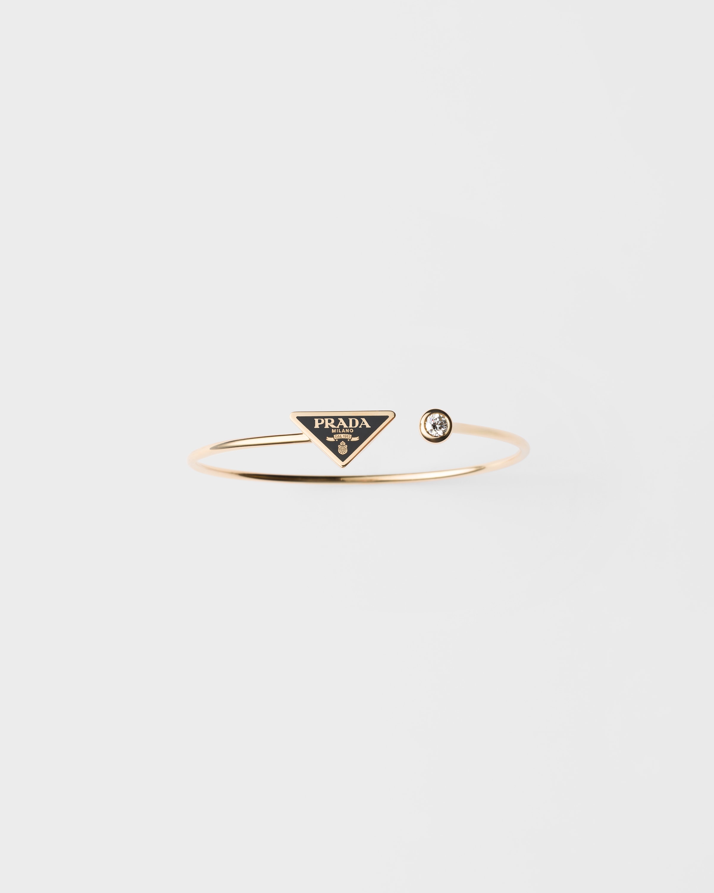 Prada Браслет-кафф Eternal Gold из желтого золота с бриллиантом
Prada Браслет-кафф Eternal Gold из желтого золота с бриллиантом