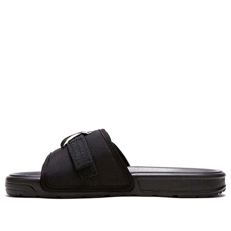 Шлепанцы New Balance Black Unisex Slippers, черный 
Шлепанцы New Balance Black Unisex Slippers, черный