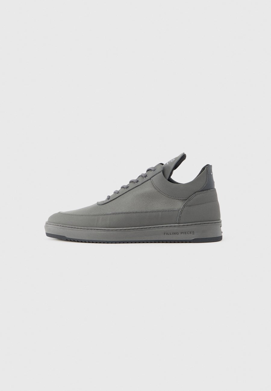 Кроссовки Filling Pieces Trainers, All Grey/Dark Grey
Кроссовки Filling Pieces Trainers, All Grey/Dark Grey