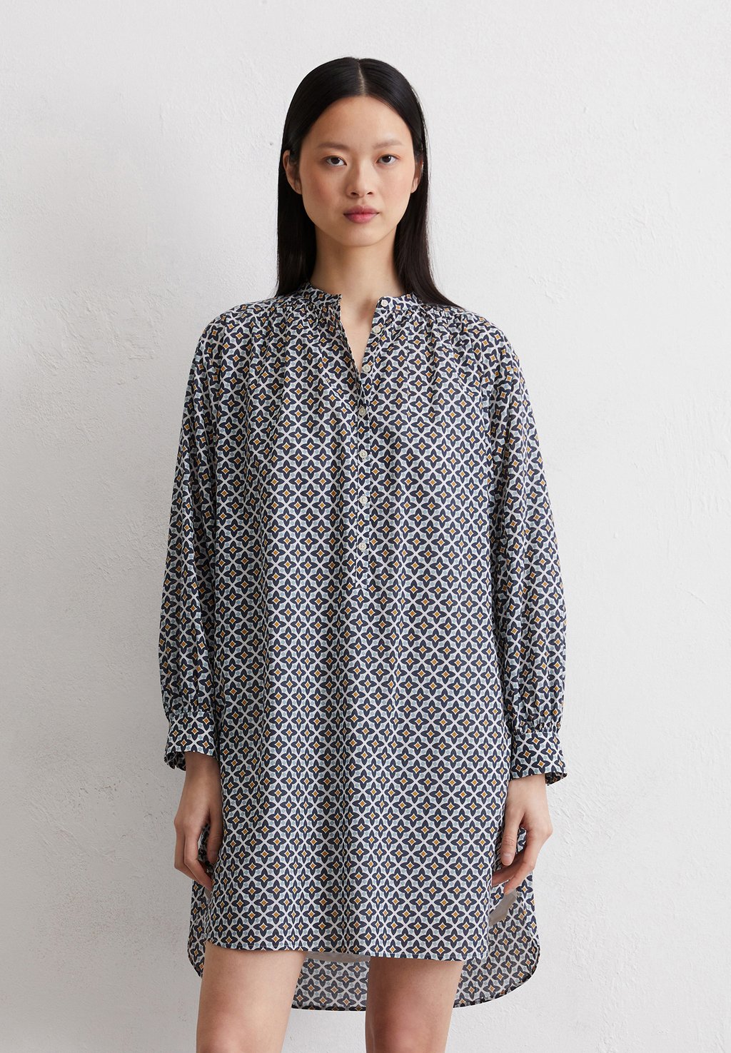 Платье-рубашка STYLE Marc O'Polo, темно-синий
Платье-рубашка STYLE Marc O'Polo, темно-синий