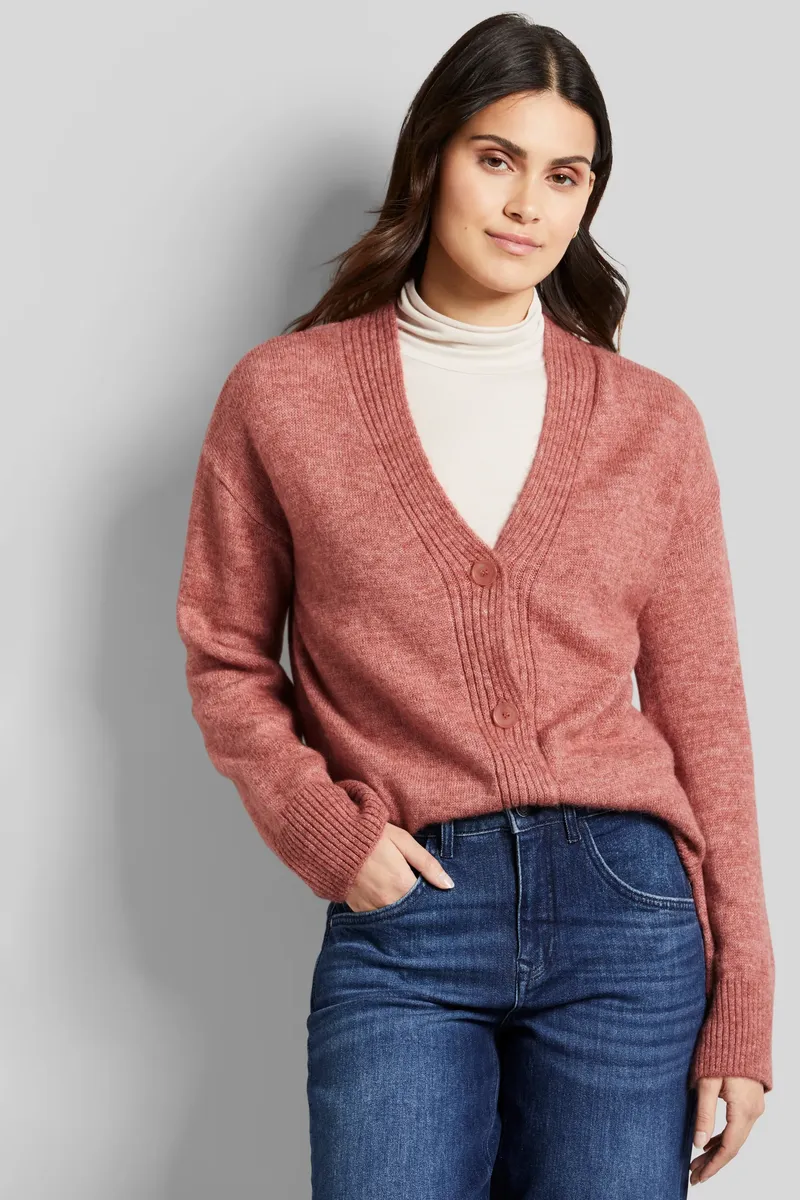 Кардиган bugatti из смесовой шерсти, красный
Кардиган bugatti из смесовой шерсти, красный