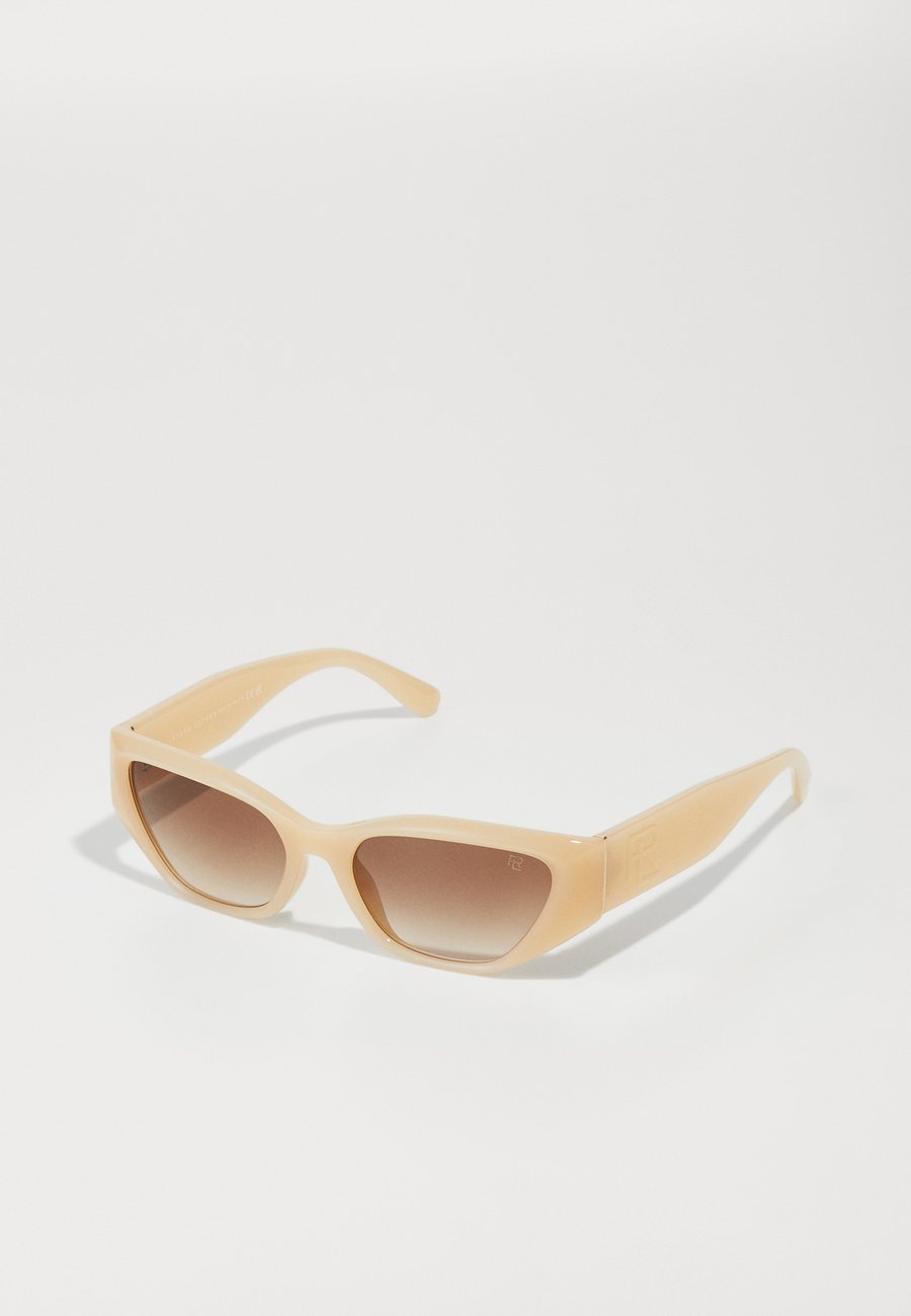 Солнцезащитные очки Ralph Lauren Sunglasses, Opal Brown/Marzipan/Brown
Солнцезащитные очки Ralph Lauren Sunglasses, Opal Brown/Marzipan/Brown