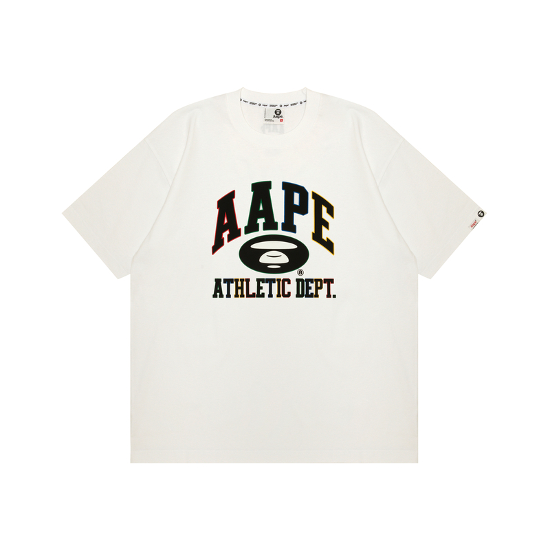 Футболка Aape белая с принтом логотипа A Bathing APE 
Футболка Aape белая с принтом логотипа A Bathing APE