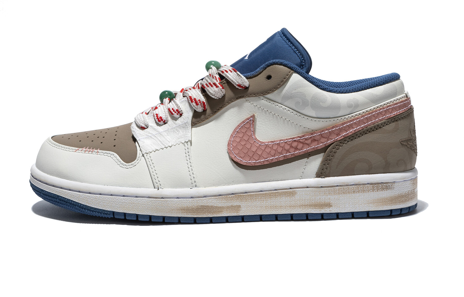 Кроссовки Air Jordan 1 Vintage Basketball Shoes Men Low-top White/brown/pink, белый
Кроссовки Air Jordan 1 Vintage Basketball Shoes Men Low-top White/brown/pink, белый