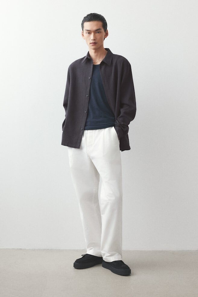 Муслиновая рубашка классического кроя H&M, фиолетовый
Муслиновая рубашка классического кроя H&M, фиолетовый