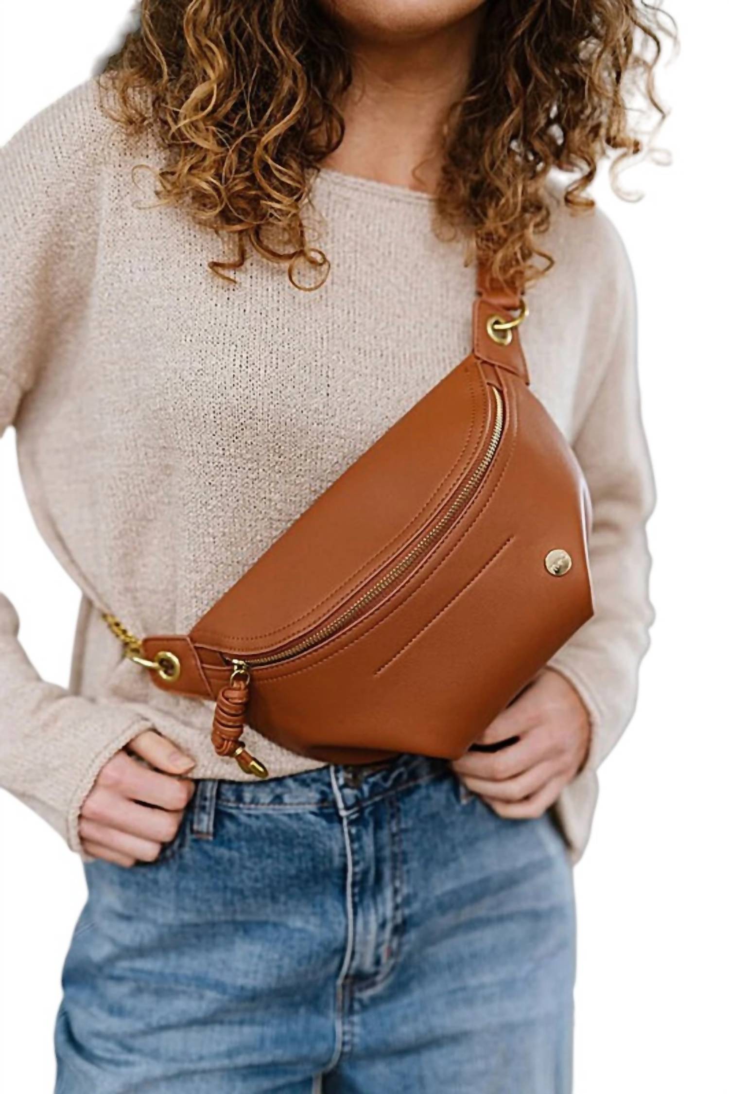 Catherine Fanny/кросс-боди сумка в цвете коньяк Modern + chic, Cognac
Catherine Fanny/кросс-боди сумка в цвете коньяк Modern + chic, Cognac