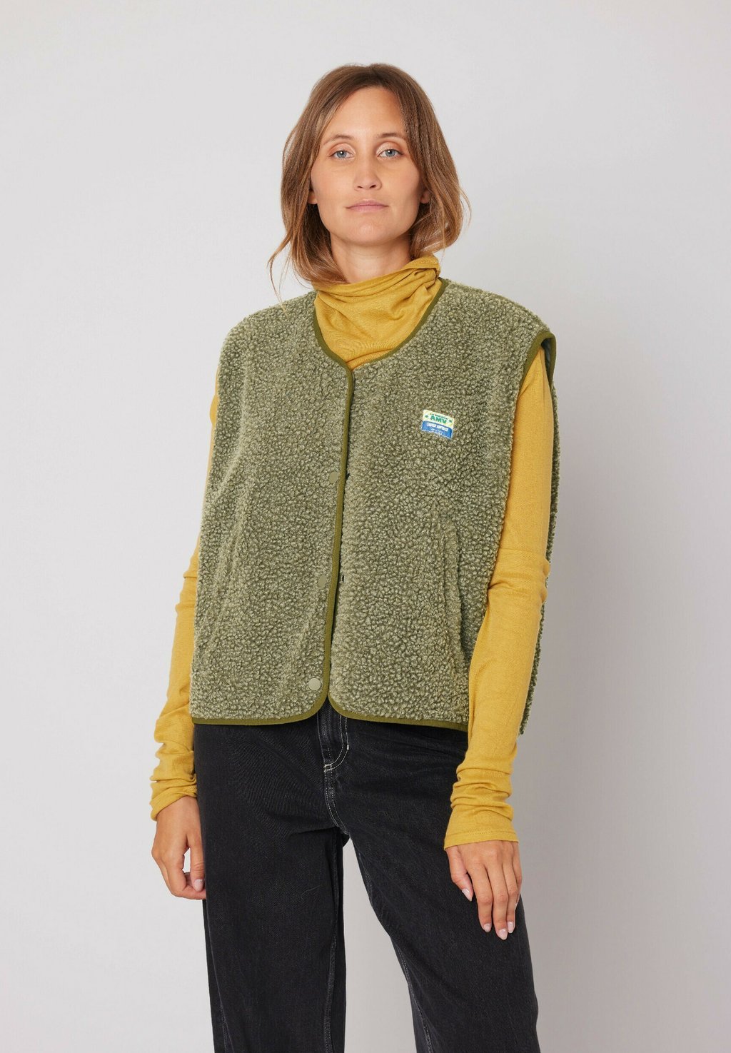 Топ без рукавов HOKTOWN American Vintage, цвет Varan Chine
Топ без рукавов HOKTOWN American Vintage, цвет Varan Chine