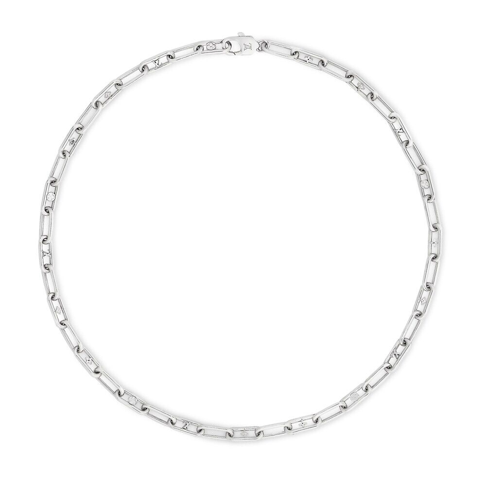 Элегантное ожерелье с монограммой Louis Vuitton, серебряный
Элегантное ожерелье с монограммой Louis Vuitton, серебряный