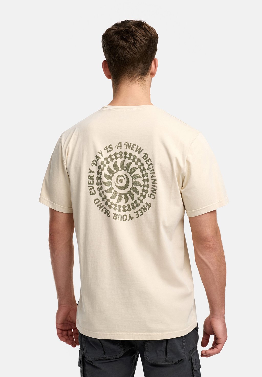 Футболка с принтом INBLANK INDICODE JEANS, бежевый
Футболка с принтом INBLANK INDICODE JEANS, бежевый