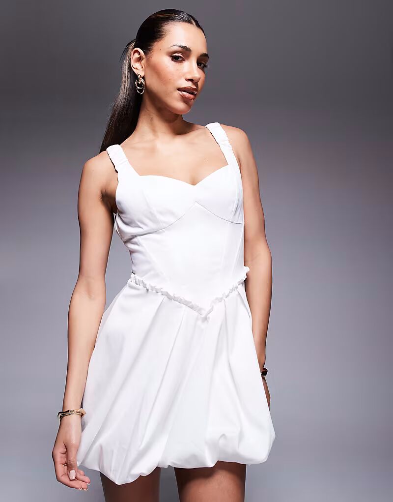 Платье-фонарик River Island белого цвета с бретельками
Платье-фонарик River Island белого цвета с бретельками