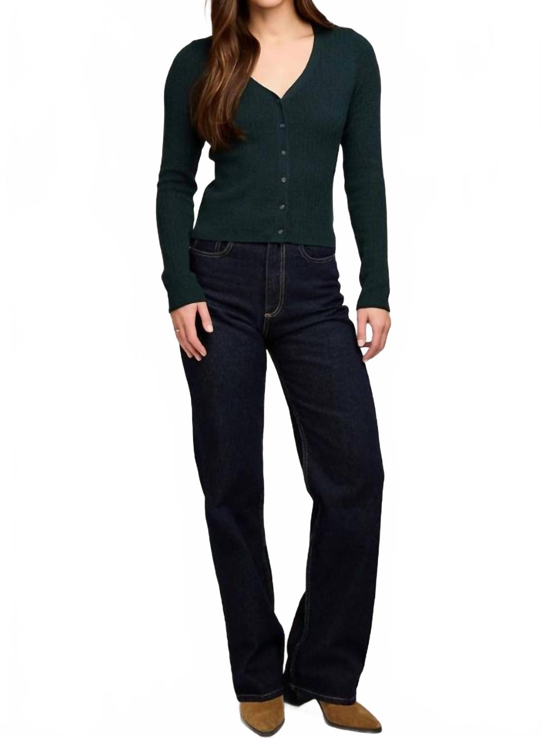 Gentle Fawn Пуловер Mia с V-образным вырезом, цвет «Зимняя зелень»
Gentle Fawn Пуловер Mia с V-образным вырезом, цвет «Зимняя зелень»