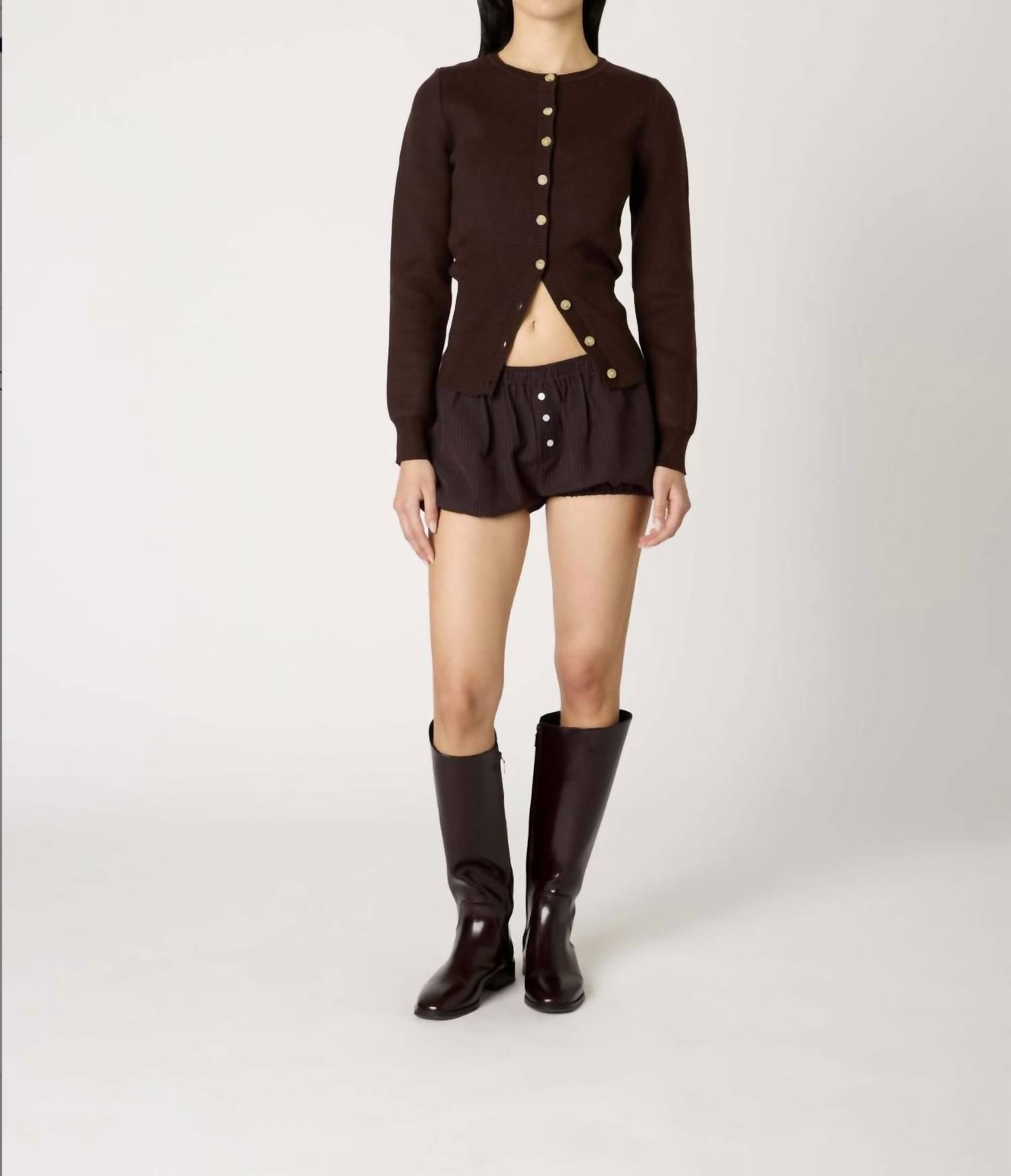 Кардиган София в цвете эспрессо Nia, Espresso
Кардиган София в цвете эспрессо Nia, Espresso