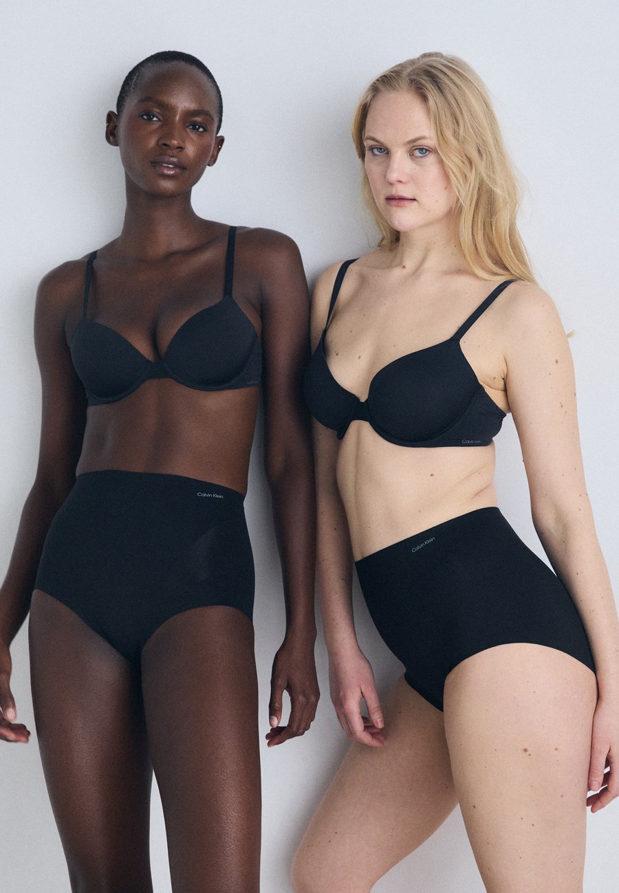 Брифы Calvin Klein Underwear SHAPEWEAR SCULPTED FIRM MICRO BRIEF STAY PUT , Black
Брифы Calvin Klein Underwear SHAPEWEAR SCULPTED FIRM MICRO BRIEF STAY PUT , Black