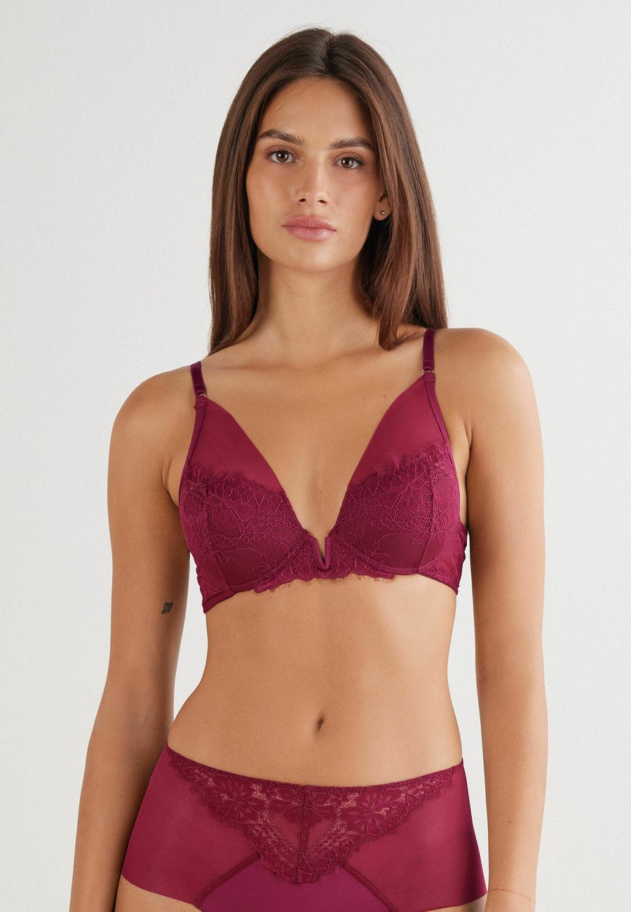 Бюстгальтер Intimissimi ELENA SHEER GLAMOUR, Violet/Mottled Purple
Бюстгальтер Intimissimi ELENA SHEER GLAMOUR, Violet/Mottled Purple