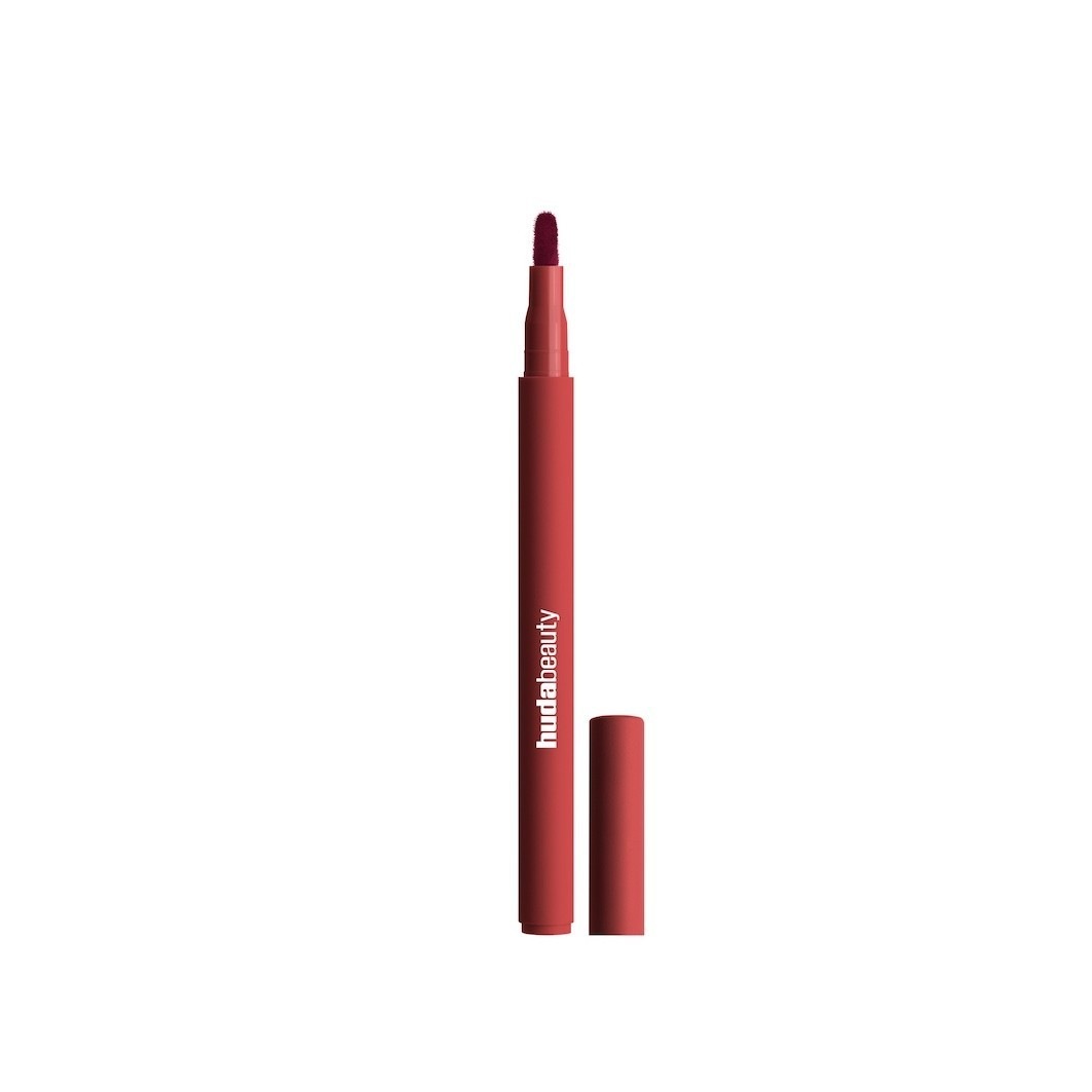Карандаш для губ lip contour stain Huda Beauty, cherry red, объем 1 мл.
Карандаш для губ lip contour stain Huda Beauty, cherry red, объем 1 мл.