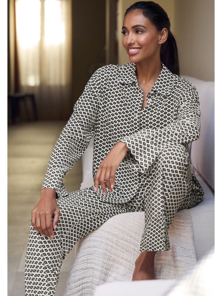 LASCANA Пижамная рубашка с черно-белым узором
LASCANA Пижамная рубашка с черно-белым узором