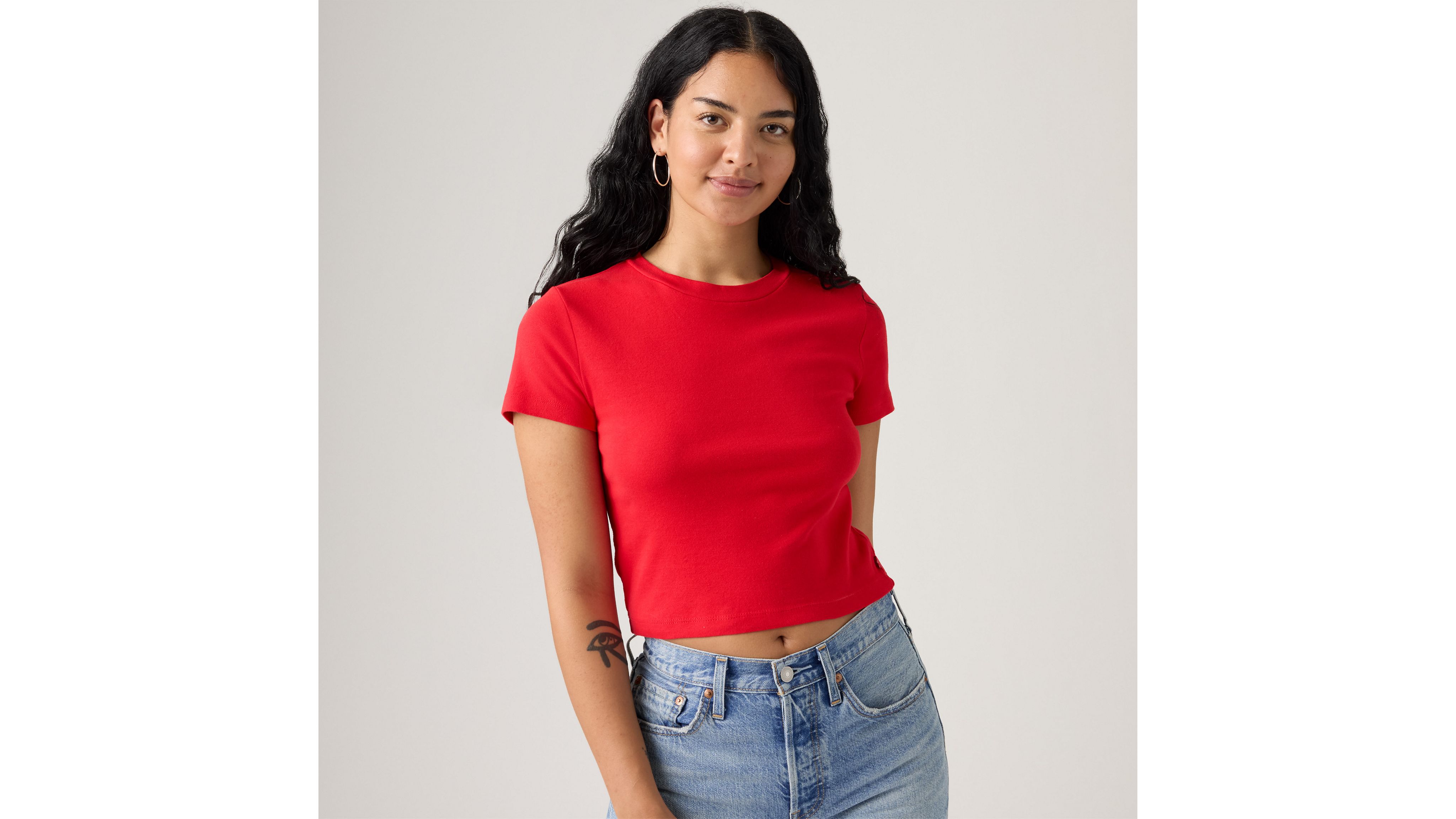 Базовая спортивная футболка Levi's, True Red Cotton - Red
Базовая спортивная футболка Levi's, True Red Cotton - Red