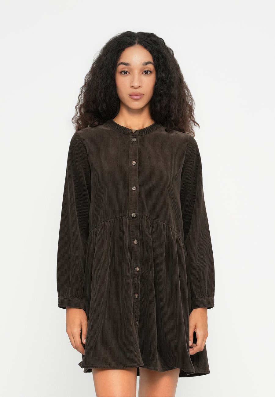 Платье JDY JDYSHIRAZ DRESS, Slate Black/Dark Brown
Платье JDY JDYSHIRAZ DRESS, Slate Black/Dark Brown