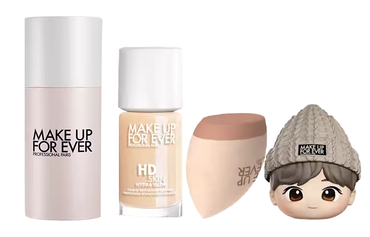 Набор косметики для женщин MAKE UP FOR EVER
Набор косметики для женщин MAKE UP FOR EVER