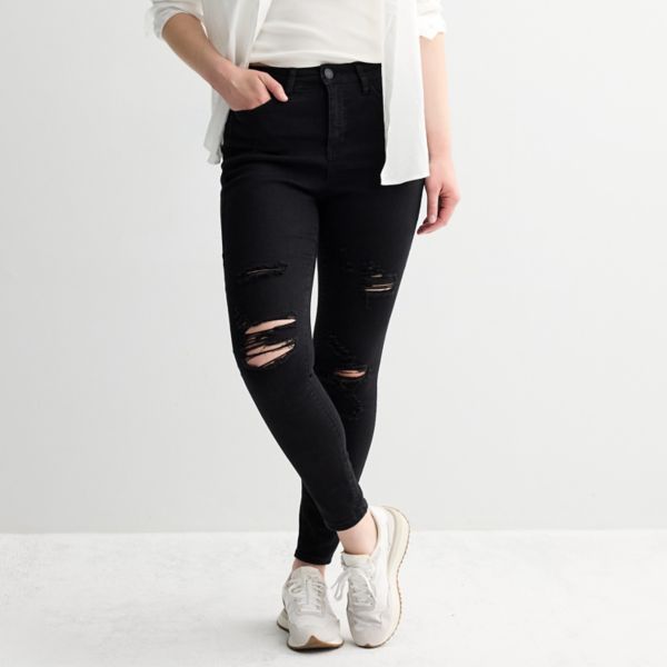 Юниорские леггинсы с высокой талией и изгибами So, цвет black destructed
Юниорские леггинсы с высокой талией и изгибами So, цвет black destructed