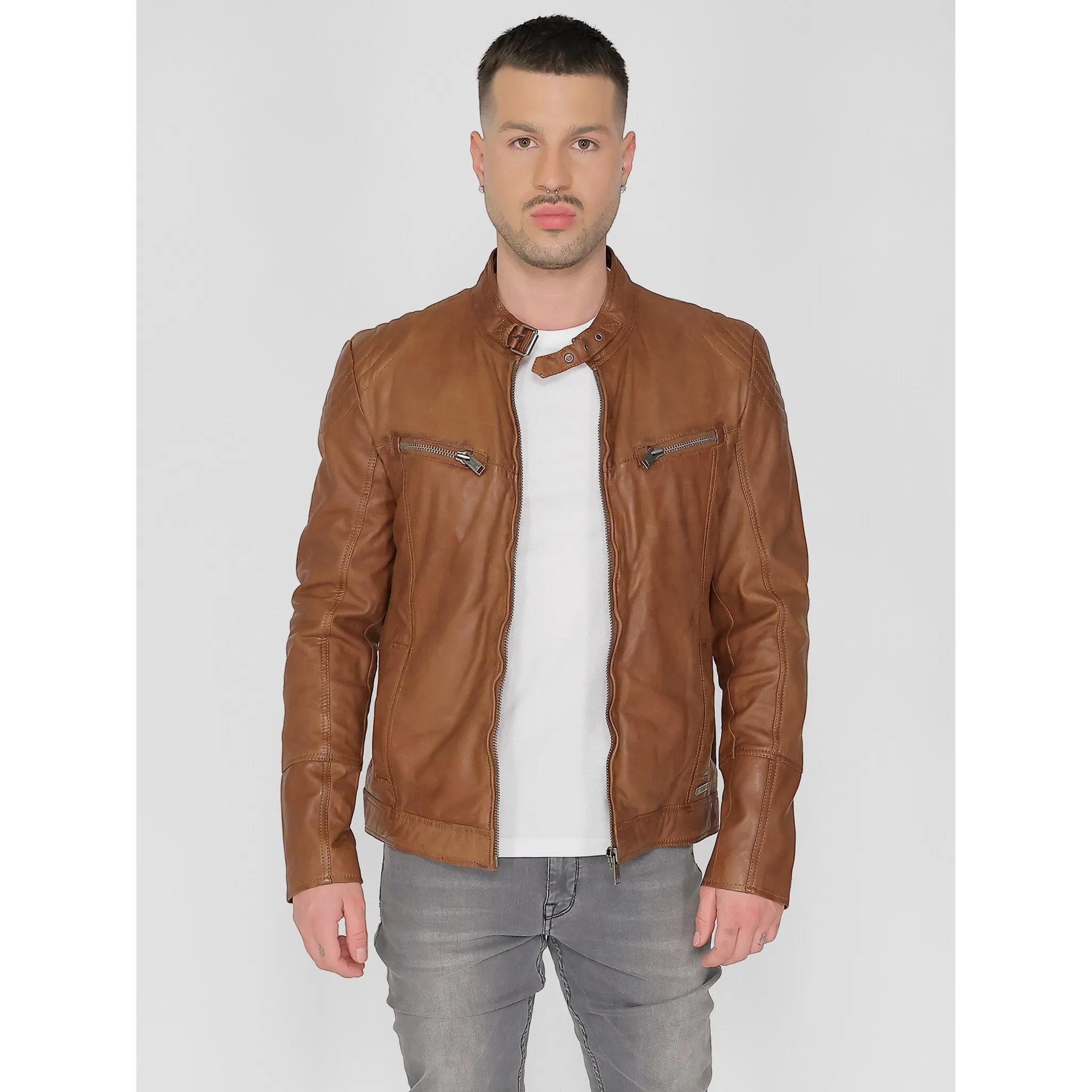 Кожаная куртка МУСТАНГ "31021312" Mustang, цвет Cognac, Бежевый, Кожаная куртка МУСТАНГ "31021312" Mustang, цвет Cognac
Кожаная куртка МУСТАНГ "31021312" Mustang, цвет Cognac, Бежевый, Кожаная куртка МУСТАНГ "31021312" Mustang, цвет Cognac