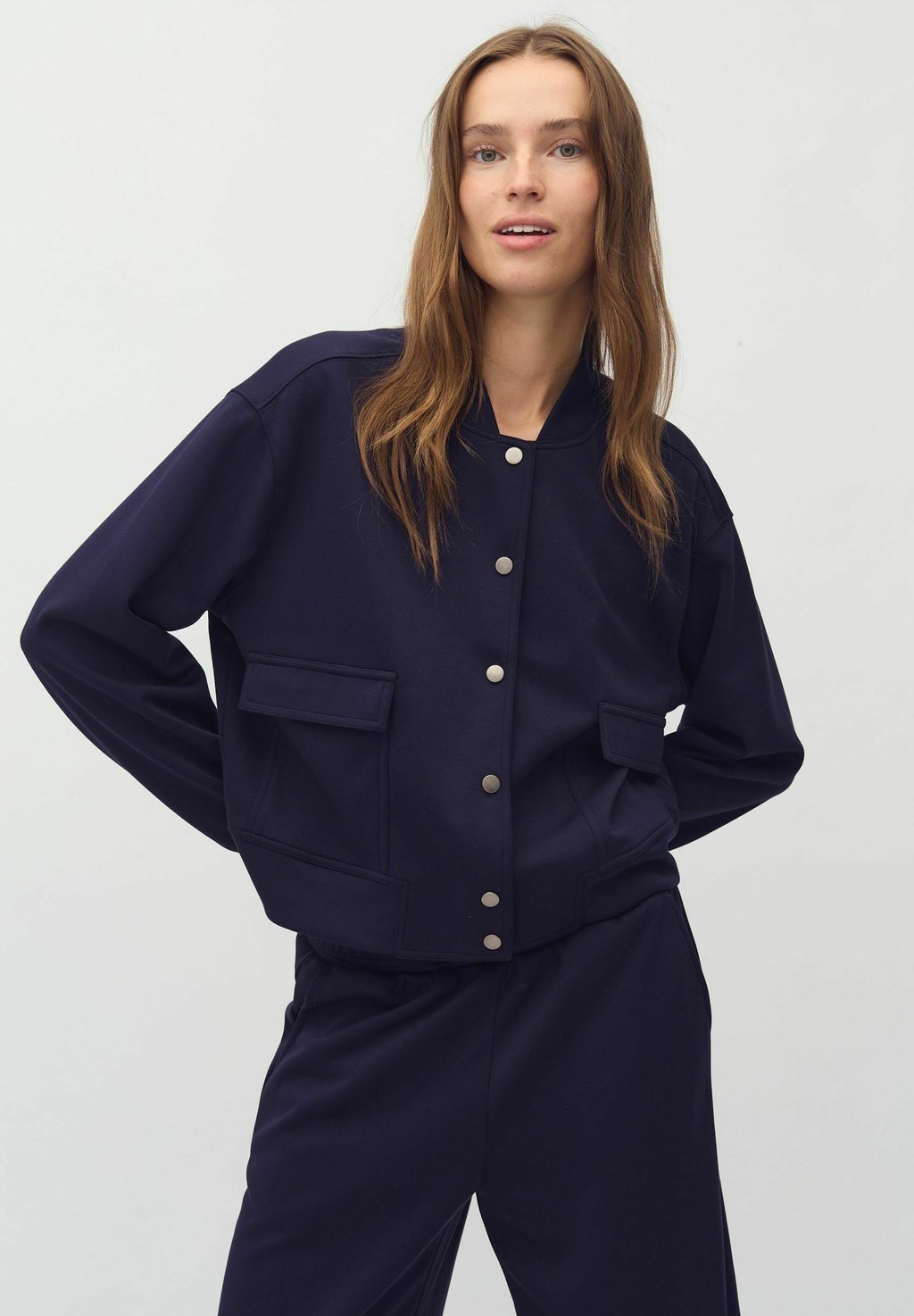 Куртка-бомбер DANNI mbyM, синий
Куртка-бомбер DANNI mbyM, синий