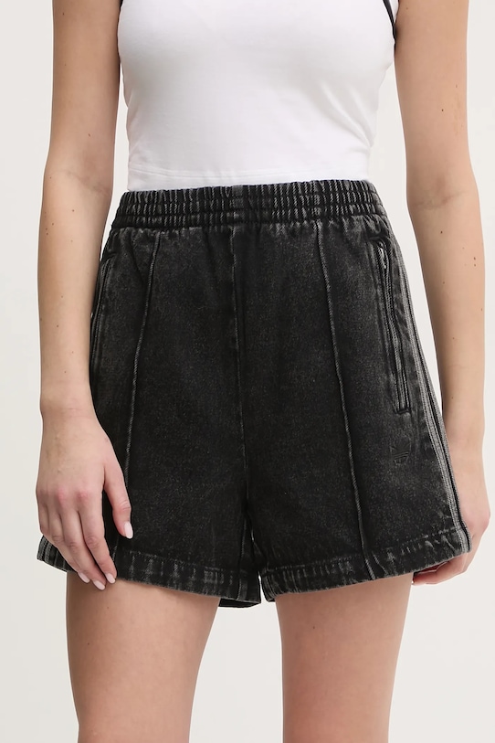 Джинсовые шорты Firebird Adidas Originals, черный
Джинсовые шорты Firebird Adidas Originals, черный