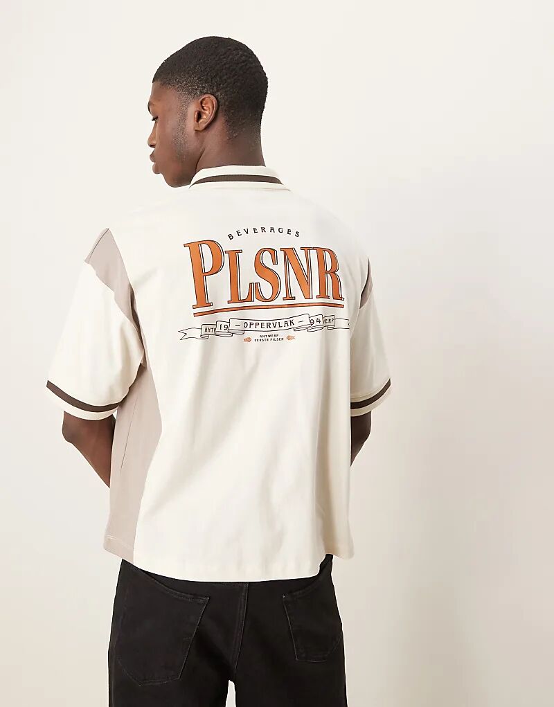 Свободная рубашка-поло ASOS DESIGN на молнии с выкройными панелями и текстовым графическим рисунком кремового цвета
Свободная рубашка-поло ASOS DESIGN на молнии с выкройными панелями и текстовым графическим рисунком кремового цвета