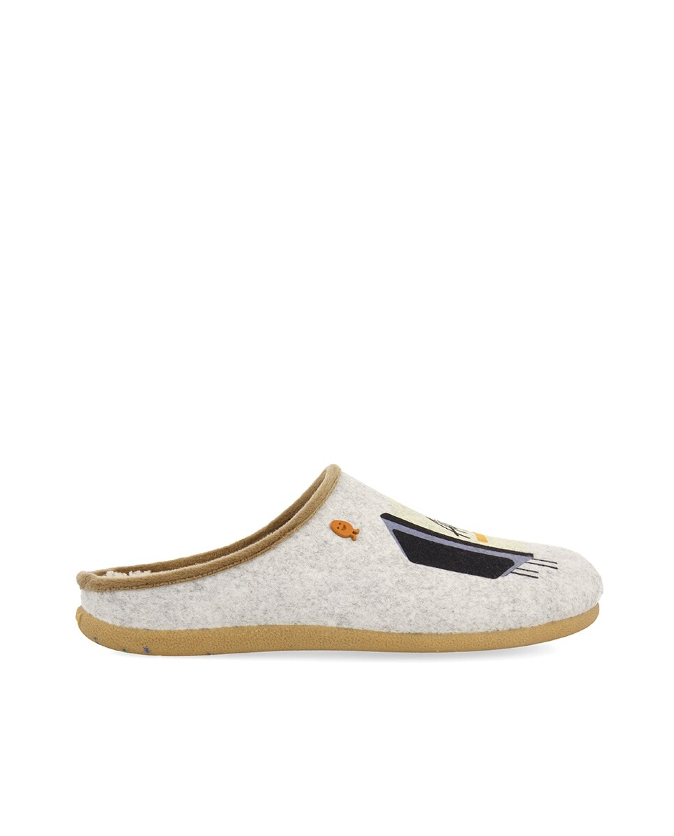 Мужские домашние тапочки типа тапочек из переработанного материала. Hot Potatoes, серый 
Мужские домашние тапочки типа тапочек из переработанного материала. Hot Potatoes, серый