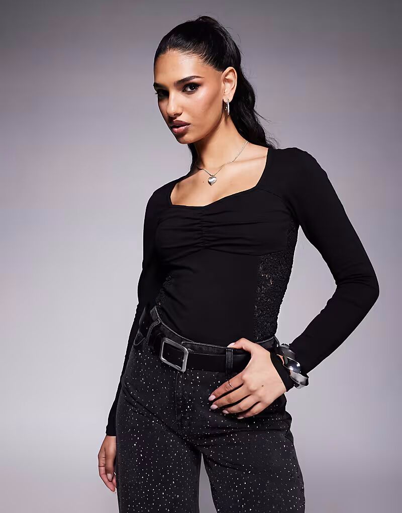 Боди ASOS DESIGN с длинными рукавами, присборенным бюстом и кружевными вставками, черного цвета
Боди ASOS DESIGN с длинными рукавами, присборенным бюстом и кружевными вставками, черного цвета