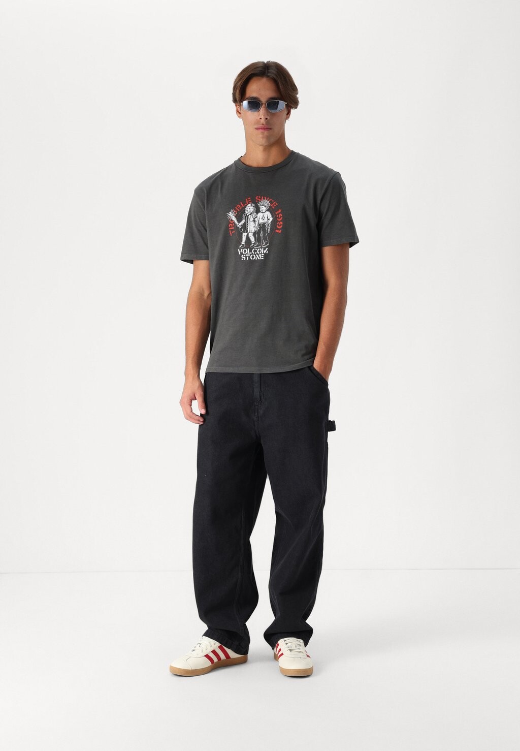 Футболка с принтом TROUBLE COUPLE Volcom, черный
Футболка с принтом TROUBLE COUPLE Volcom, черный