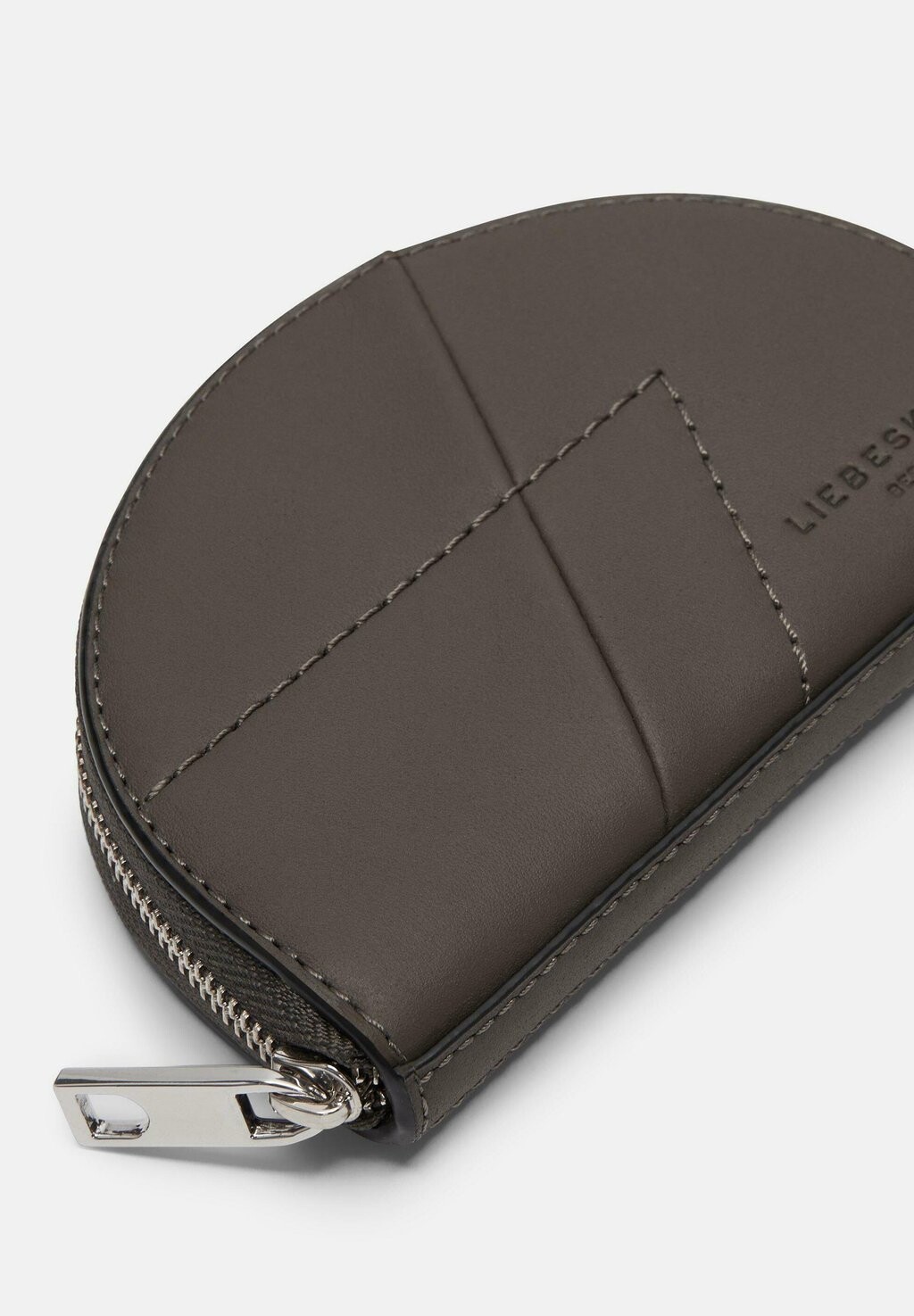 Кошелек EDDA KLEINEIN HALBMONDFORM Liebeskind Berlin, темно-серый
Кошелек EDDA KLEINEIN HALBMONDFORM Liebeskind Berlin, темно-серый