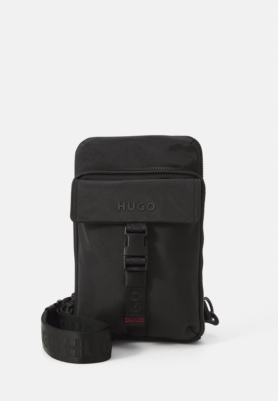 Сумка кросс-боди HUGO MARSEL MONOSTRAP, Black
Сумка кросс-боди HUGO MARSEL MONOSTRAP, Black