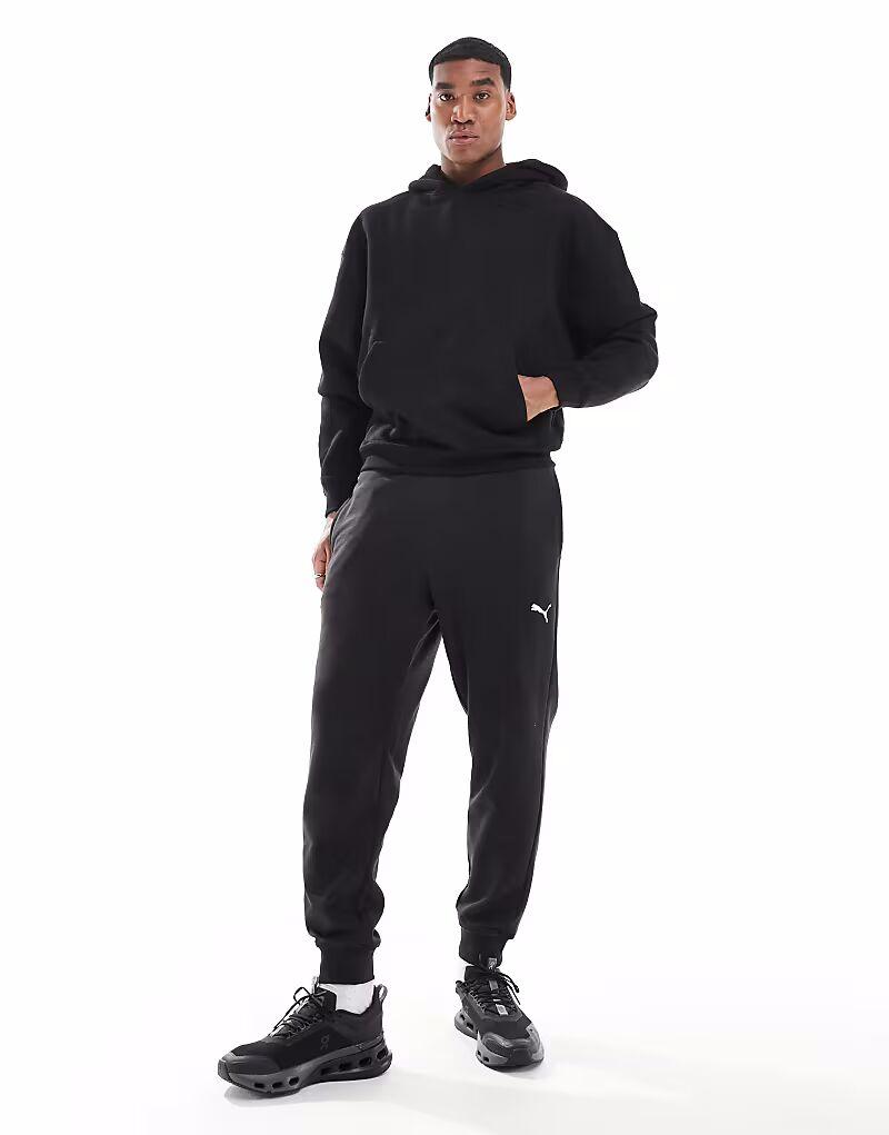 Джоггеры с логотипом PUMA Essentials черного цвета
Джоггеры с логотипом PUMA Essentials черного цвета