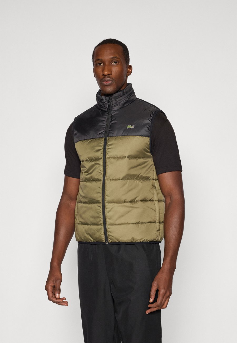 Куртка Lacoste Sport PUFFER VEST, Olive/Black/Olive
Куртка Lacoste Sport PUFFER VEST, Olive/Black/Olive
