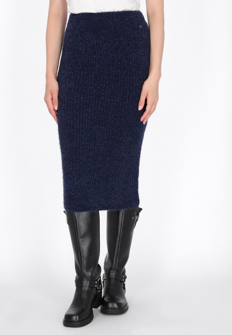 Юбка DreiMaster Pencil skirt, Navy/Dark Blue
Юбка DreiMaster Pencil skirt, Navy/Dark Blue