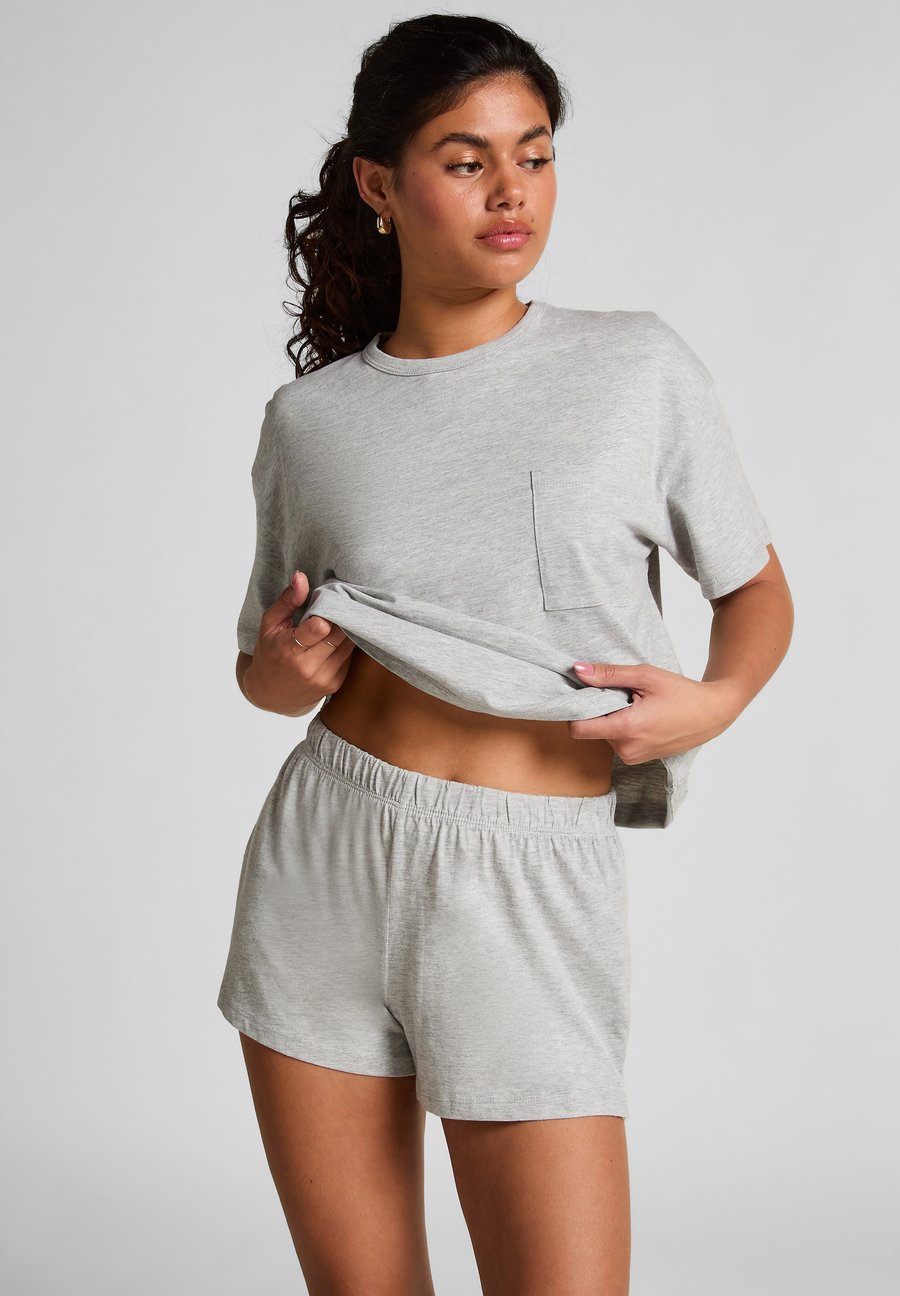 Пижамный комплект Hunkemöller SET, Grey
Пижамный комплект Hunkemöller SET, Grey