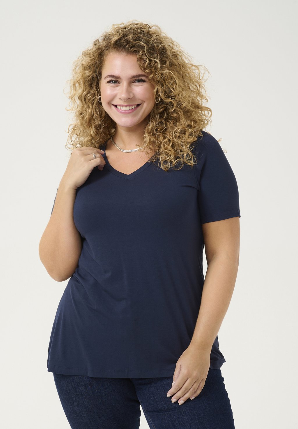 Базовая футболка KCJENA Kaffe Curve, темно-синий
Базовая футболка KCJENA Kaffe Curve, темно-синий