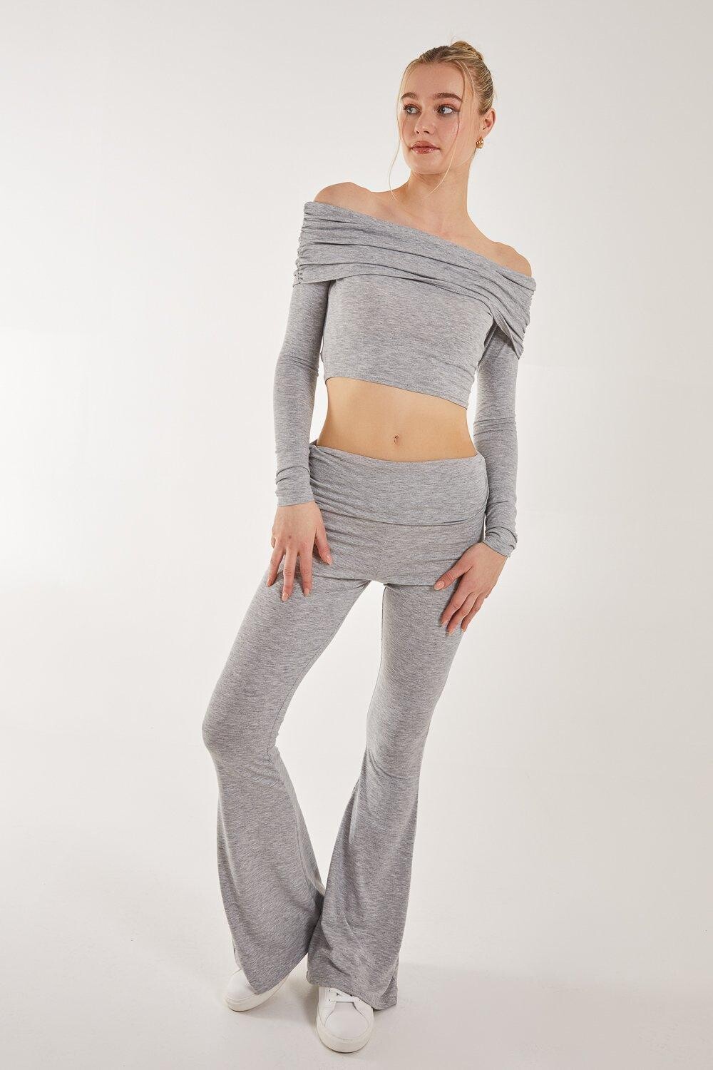 Расклешенные брюки на талии Pink Vanilla, зеленый
Расклешенные брюки на талии Pink Vanilla, зеленый