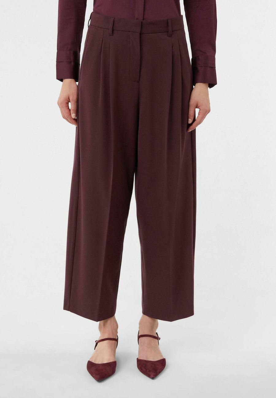 Брюки comma Trousers, Bordeaux
Брюки comma Trousers, Bordeaux