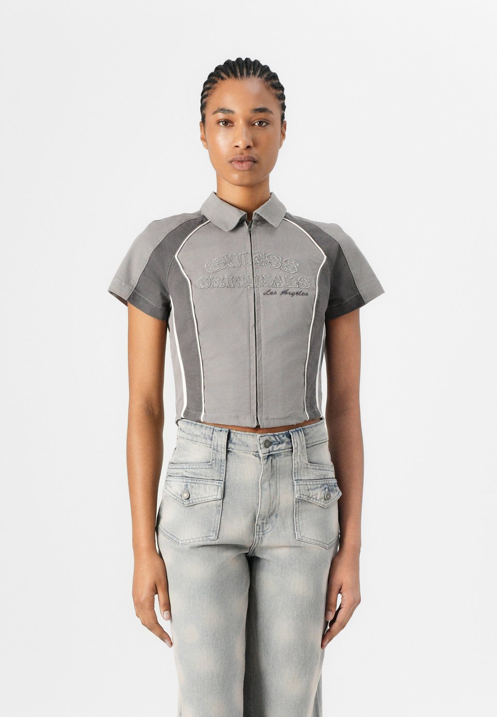 Блузка на пуговицах FULL ZIP Guess Originals, серый
Блузка на пуговицах FULL ZIP Guess Originals, серый